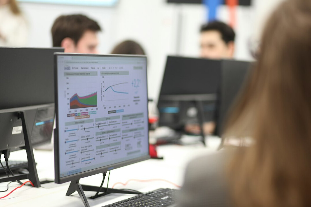 data analysis on screen